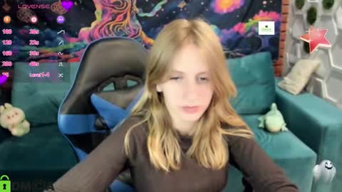 Olisa fox online show from October 12, 2025, 7:13 pm