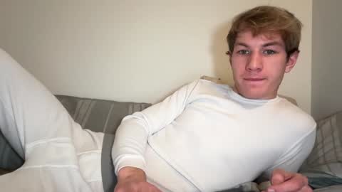 Snapshot of oliver_beck chatting on January 13, 2025, 1:45 am Oliver Beck online show from January 13, 2025, 1:45 am