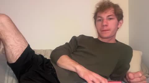 Snapshot of oliver_beck chatting on March 8, 2025, 2:01 am Oliver Beck online show from March 8, 2025, 2:01 am