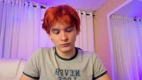 oliver_big19 online show from October 1, 2025, 11:27 am