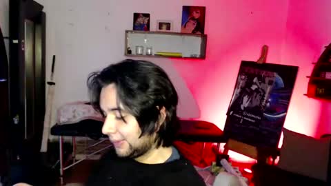 Snapshot of oliver_laid_2023 chatting on October 25, 2025, 3:03 am oliver_laid_2023 online show from October 25, 2025, 3:03 am