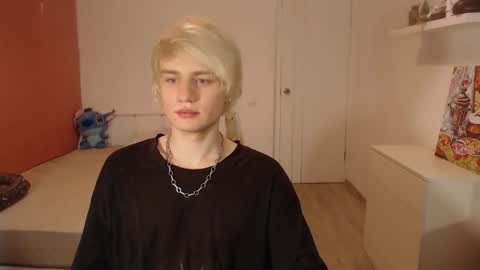 Oliver online show from November 6, 2025, 2:01 am