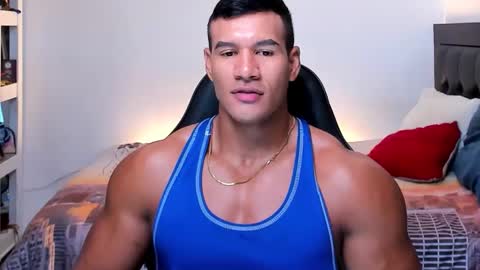Snapshot of oliver_tommy chatting on September 15, 2025, 1:05 am oliver_tommy online show from September 15, 2025, 1:05 am