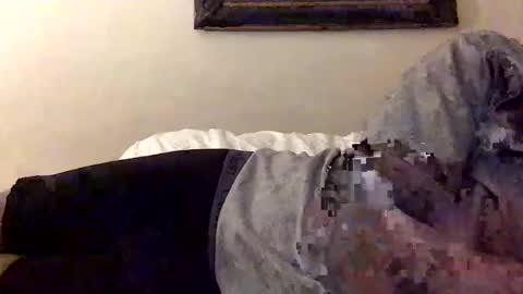 olivertwist1273 online show from December 25, 2024, 5:05 am