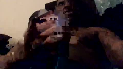 olivertwist1273 online show from February 25, 2025, 6:14 am