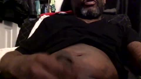 olivertwist1273 online show from November 15, 2025, 6:44 am