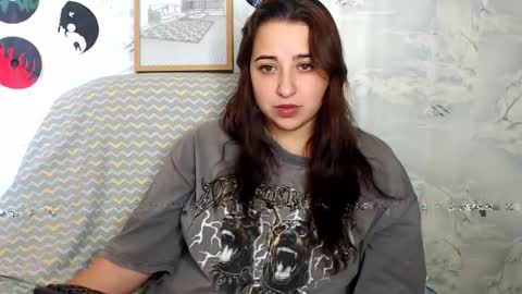 olivia_defo online show from October 2, 2025, 9:05 am