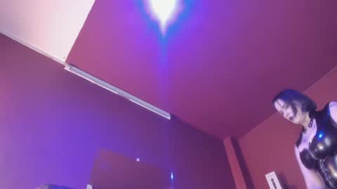   online show from January 17, 2025, 4:15 pm