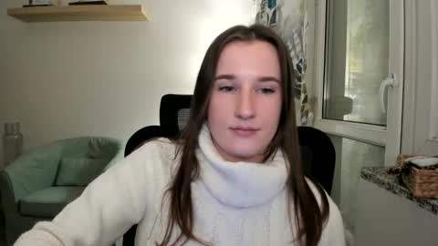 Oliwiaa2004 online show from January 4, 2025, 9:52 pm