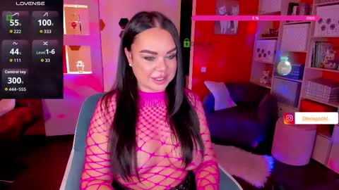 Snapshot of oliviagoold chatting on November 4, 2025, 10:58 am Oliviagoold online show from November 4, 2025, 10:58 am