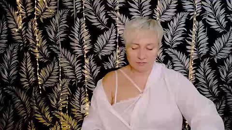 Kelly online show from September 14, 2025, 11:09 am