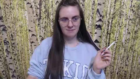 Snapshot of oliviasager chatting on November 4, 2025, 9:25 pm Mistress Olivia online show from November 4, 2025, 9:25 pm