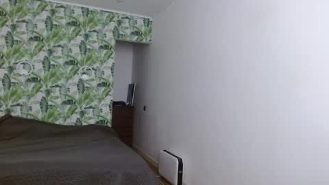 Olivia online show from November 26, 2025, 5:52 am