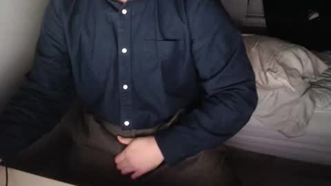 olwen425817 online show from December 5, 2025, 7:28 am