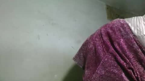 Snapshot of olyvienne90 chatting on December 2, 2025, 9:10 pm olyvienne90 online show from December 2, 2025, 9:10 pm