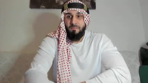 Snapshot of omar_xoxo chatting on November 27, 2025, 9:06 pm Omar online show from November 27, 2025, 9:06 pm