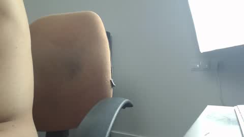 onebestlover online show from March 2, 2025, 10:03 am