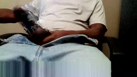 Snapshot of oneeyesnake1843142 chatting on October 23, 2025, 5:12 pm oneeyesnake1843142 online show from October 23, 2025, 5:12 pm