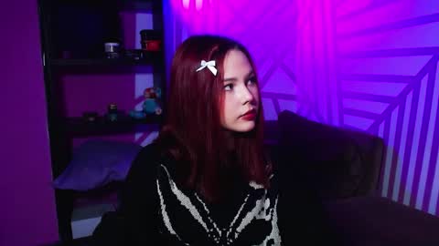 onessandra online show from September 20, 2025, 1:28 am