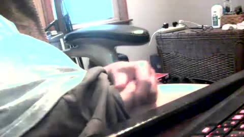 Snapshot of oneyedjackin chatting on October 7, 2025, 9:56 pm oneyedjackin online show from October 7, 2025, 9:56 pm
