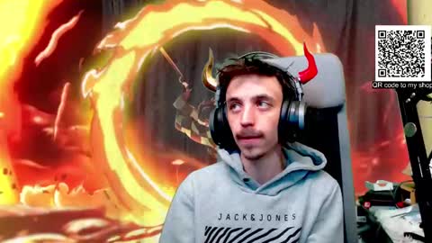 Snapshot of oni_hoshi chatting on March 11, 2025, 6:41 pm Oni hoshi online show from March 11, 2025, 6:41 pm