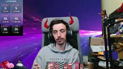 Snapshot of oni_hoshi chatting on October 11, 2025, 4:49 pm Oni hoshi online show from October 11, 2025, 4:49 pm