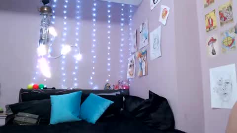 Snapshot of only1jtreasure chatting on December 7, 2024, 5:31 pm Only1JTreasure online show from December 7, 2024, 5:31 pm