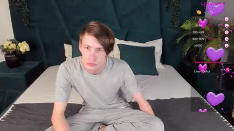 Snapshot of only_eric chatting on February 17, 2025, 8:47 pm Erick online show from February 17, 2025, 8:47 pm