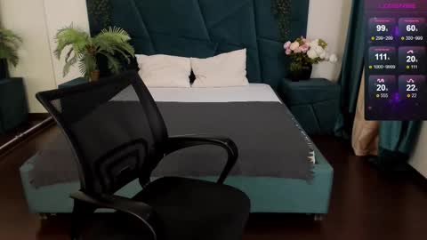 Snapshot of only_eric chatting on March 7, 2025, 8:00 pm Erick online show from March 7, 2025, 8:00 pm