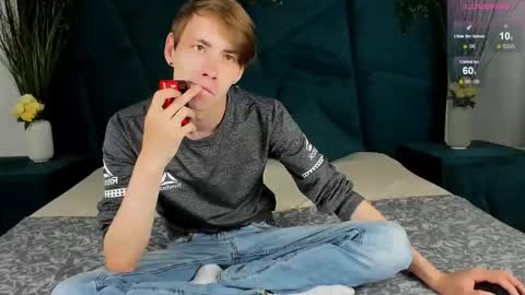 Snapshot of only_eric chatting on September 9, 2025, 6:57 am Erick online show from September 9, 2025, 6:57 am