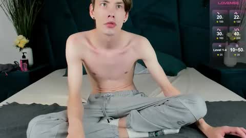 Snapshot of only_eric chatting on September 21, 2025, 7:10 am Erick online show from September 21, 2025, 7:10 am