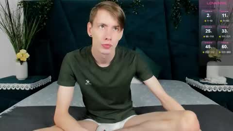 Snapshot of only_eric chatting on December 2, 2025, 7:36 am Erick online show from December 2, 2025, 7:36 am