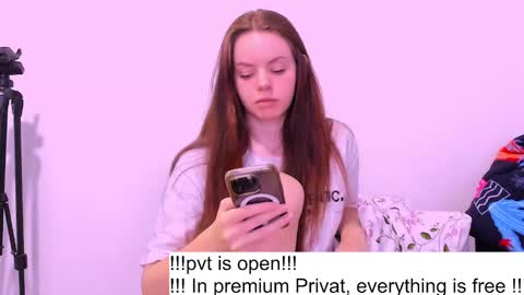 only_sarah1 online show from October 24, 2025, 11:01 pm