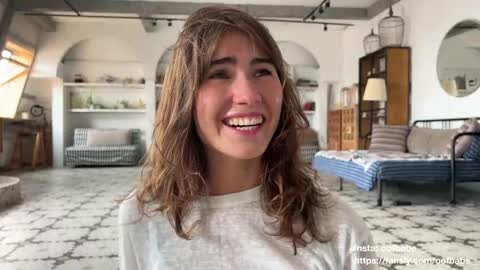 Helen online show from September 14, 2025, 12:59 pm