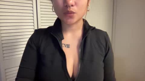 Snapshot of oohhellothere chatting on September 9, 2025, 8:14 am Miss Girly online show from September 9, 2025, 8:14 am