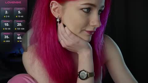 Hannah online show from November 11, 2025, 7:30 am