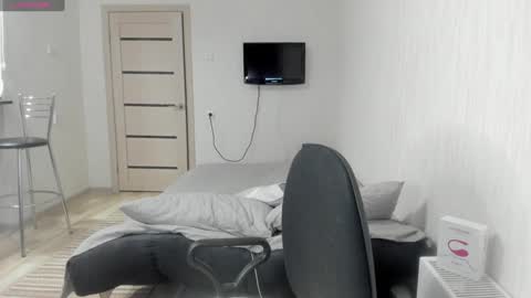 Britney online show from February 1, 2025, 9:00 am