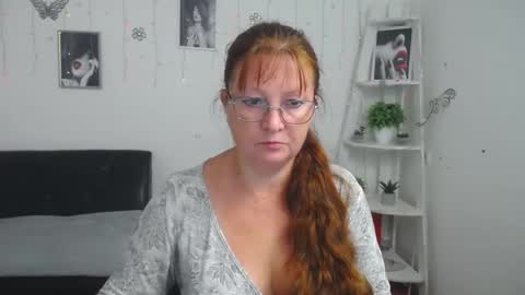 Vanessa online show from September 9, 2025, 5:07 am