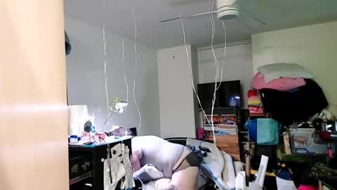 TsJojo online show from September 18, 2025, 1:51 am