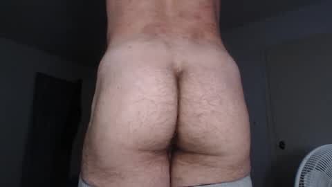 Snapshot of oregon87 chatting on January 1, 2025, 7:30 am The Oregon Lumberjack online show from January 1, 2025, 7:30 am