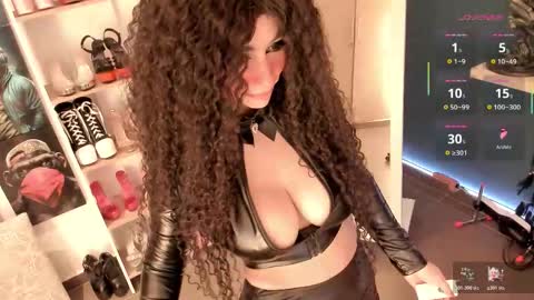 oriana online show from November 27, 2025, 10:12 pm