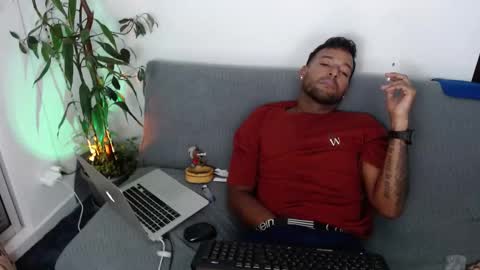 Snapshot of orlando_horny chatting on October 1, 2025, 1:33 am orlando_horny online show from October 1, 2025, 1:33 am