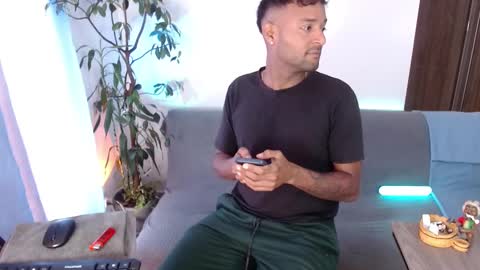 Snapshot of orlando_horny chatting on October 8, 2025, 4:04 pm orlando_horny online show from October 8, 2025, 4:04 pm