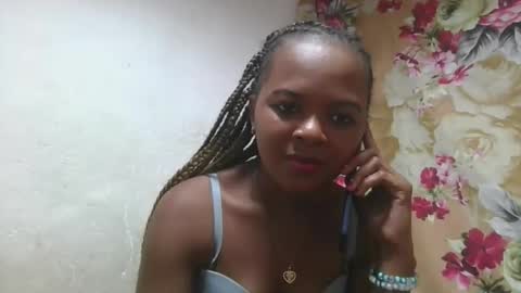 ornellahhh online show from September 27, 2025, 2:22 pm