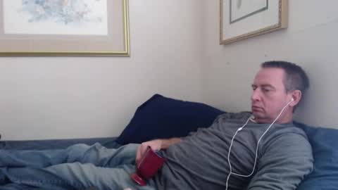 Snapshot of orpheus517 chatting on February 22, 2025, 4:09 pm orpheus517 online show from February 22, 2025, 4:09 pm