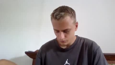 Oscar online show from February 19, 2025, 5:27 am