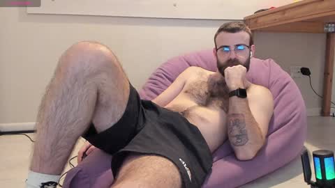 Snapshot of otishairy chatting on January 27, 2025, 3:26 am Otis online show from January 27, 2025, 3:26 am