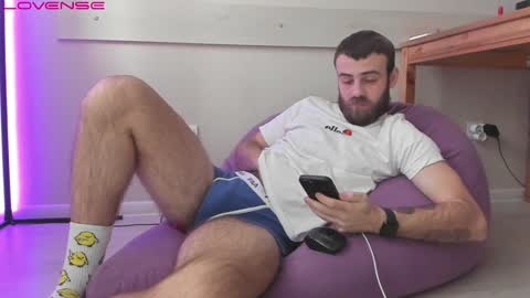 Snapshot of otishairy chatting on February 6, 2025, 8:18 am Otis online show from February 6, 2025, 8:18 am