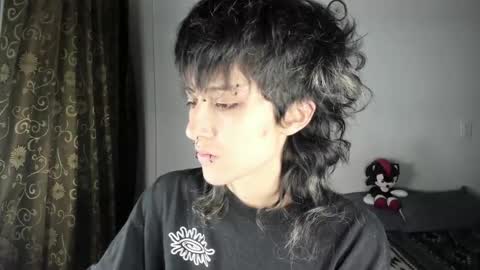 Otto 3 online show from November 17, 2025, 2:06 am