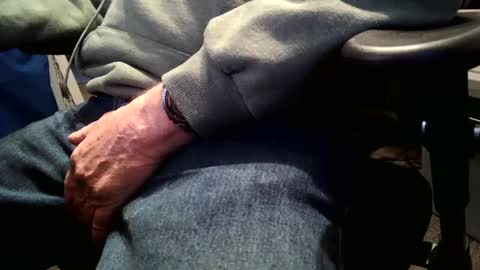 Snapshot of outdoorsfun chatting on January 4, 2025, 10:34 pm lets play online show from January 4, 2025, 10:34 pm